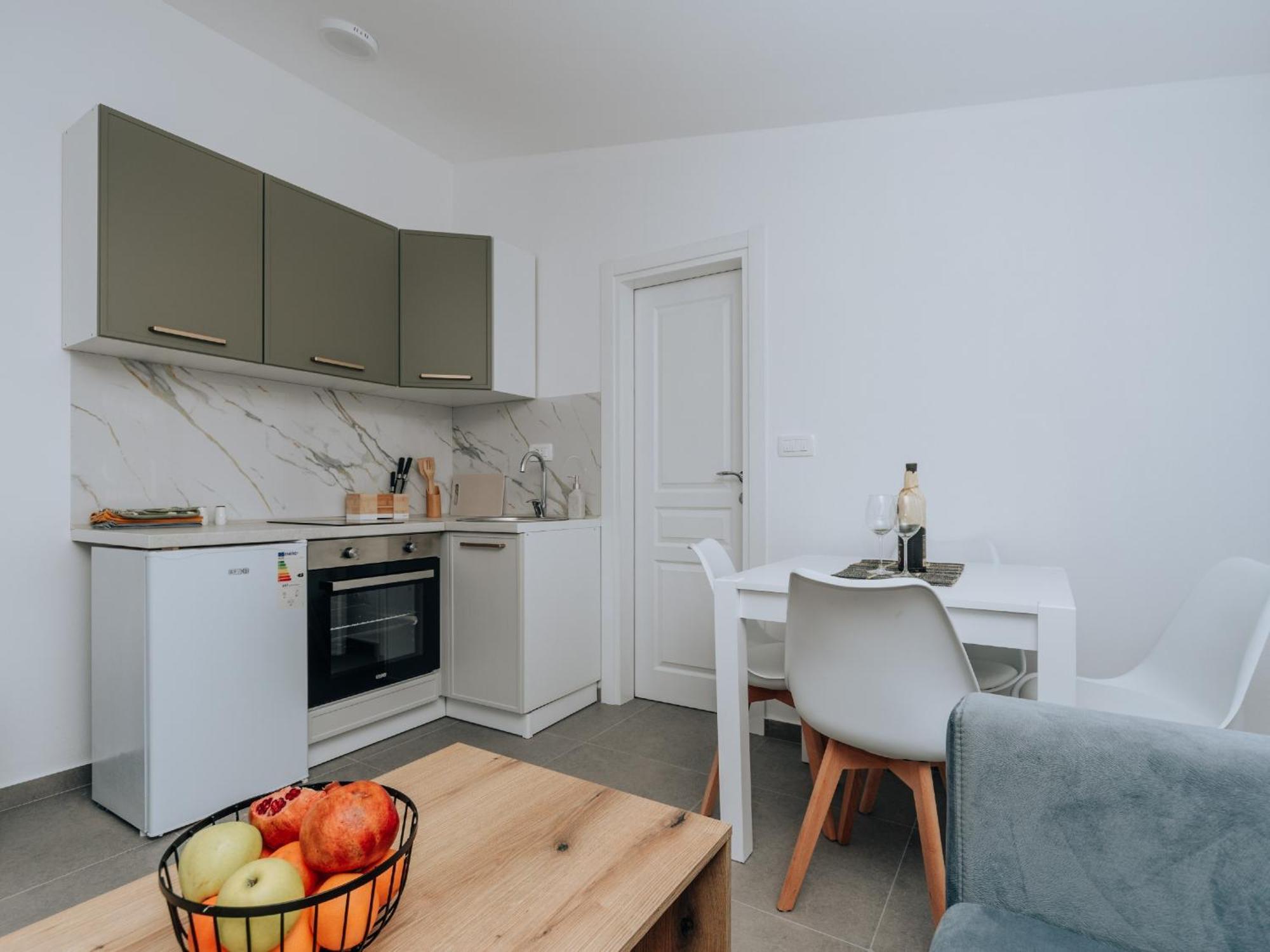 Apartments Milivojevic Bar Luaran gambar
