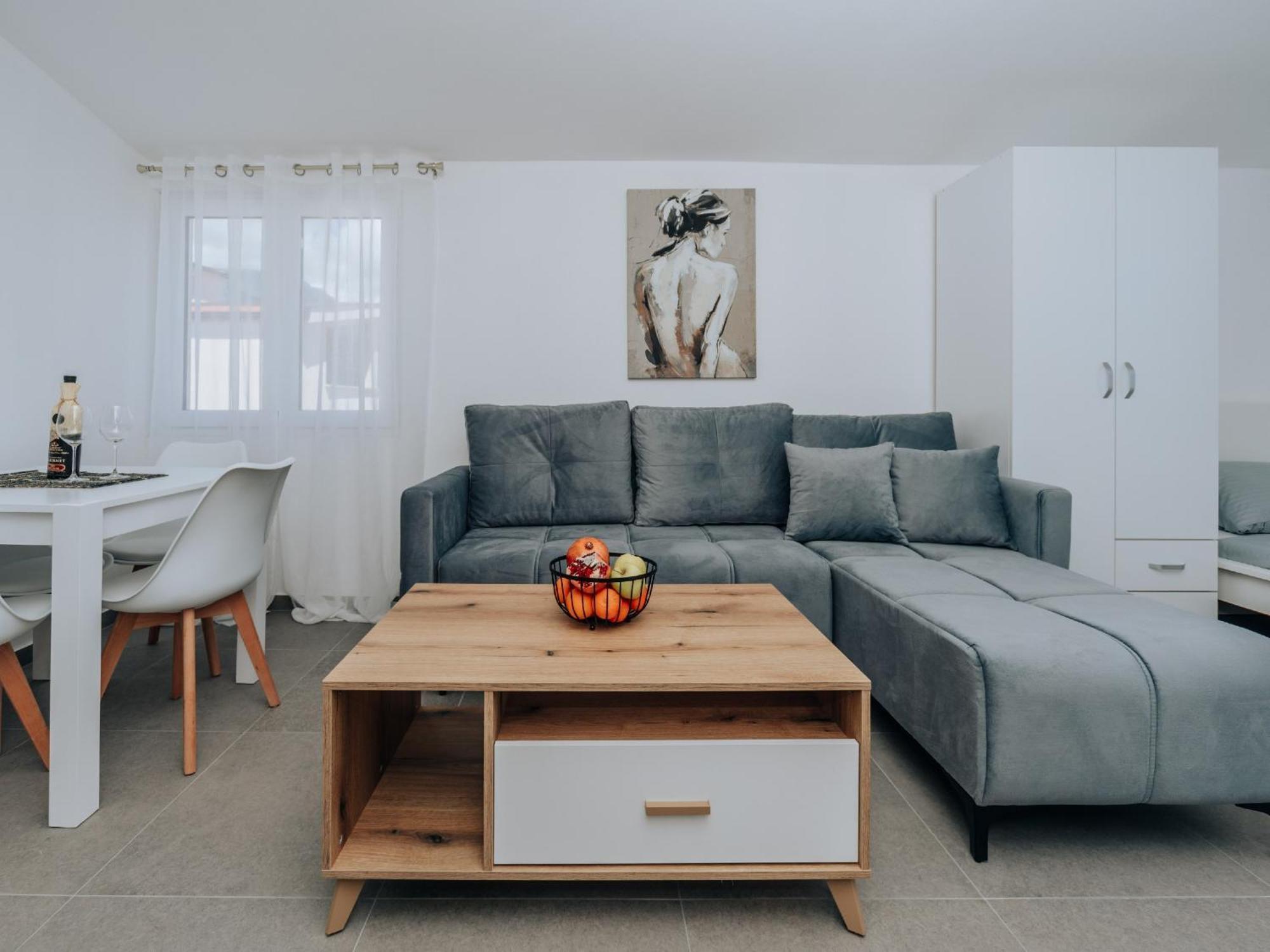 Apartments Milivojevic Bar Luaran gambar