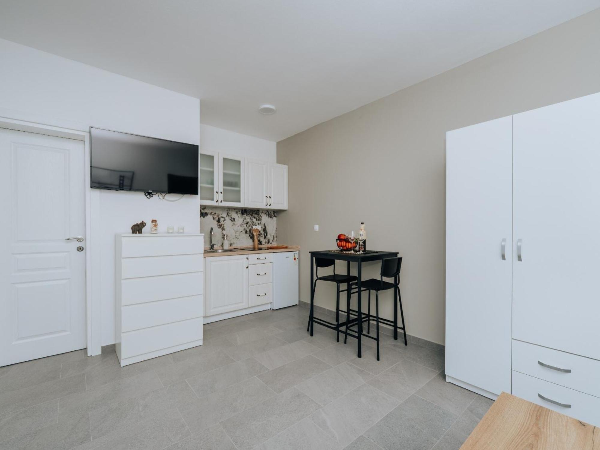 Apartments Milivojevic Bar Luaran gambar