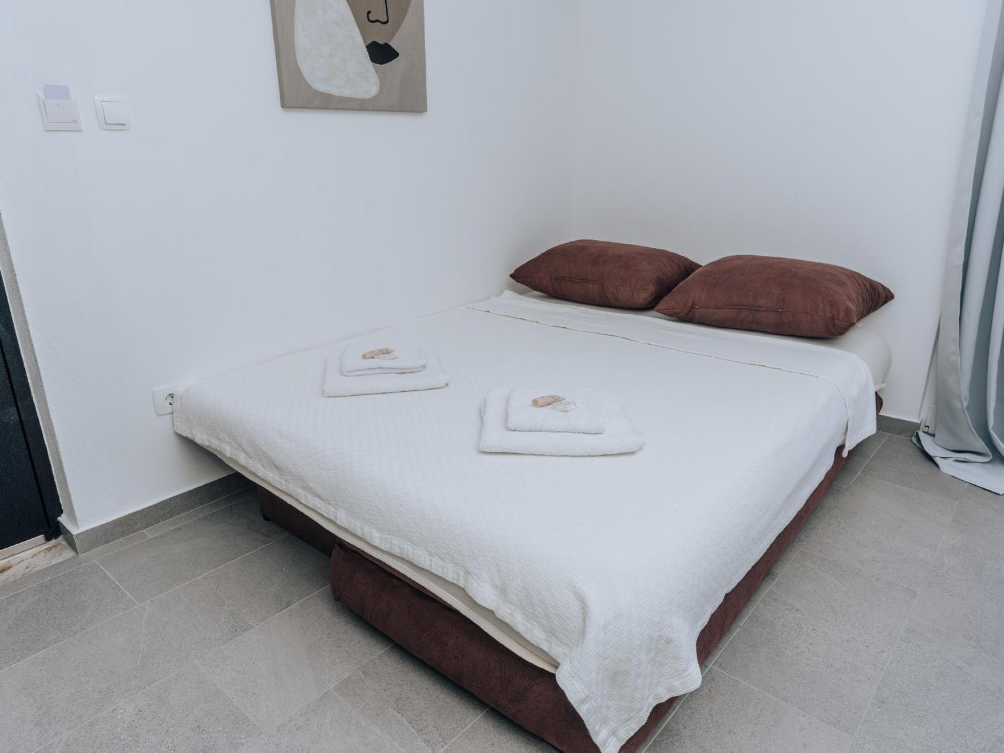 Apartments Milivojevic Bar Luaran gambar